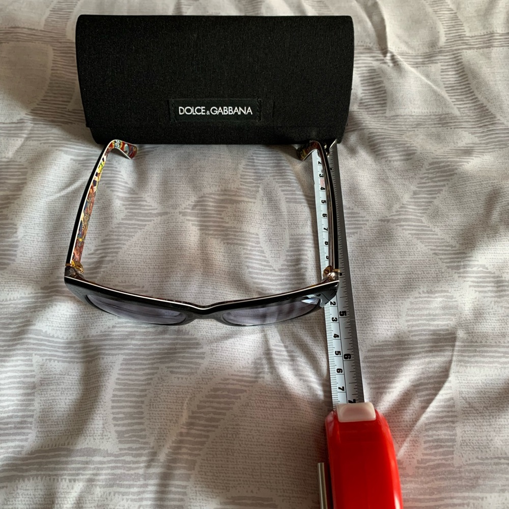 Dolce&Gabbana sun glasses authentic - Picture 13 of 15